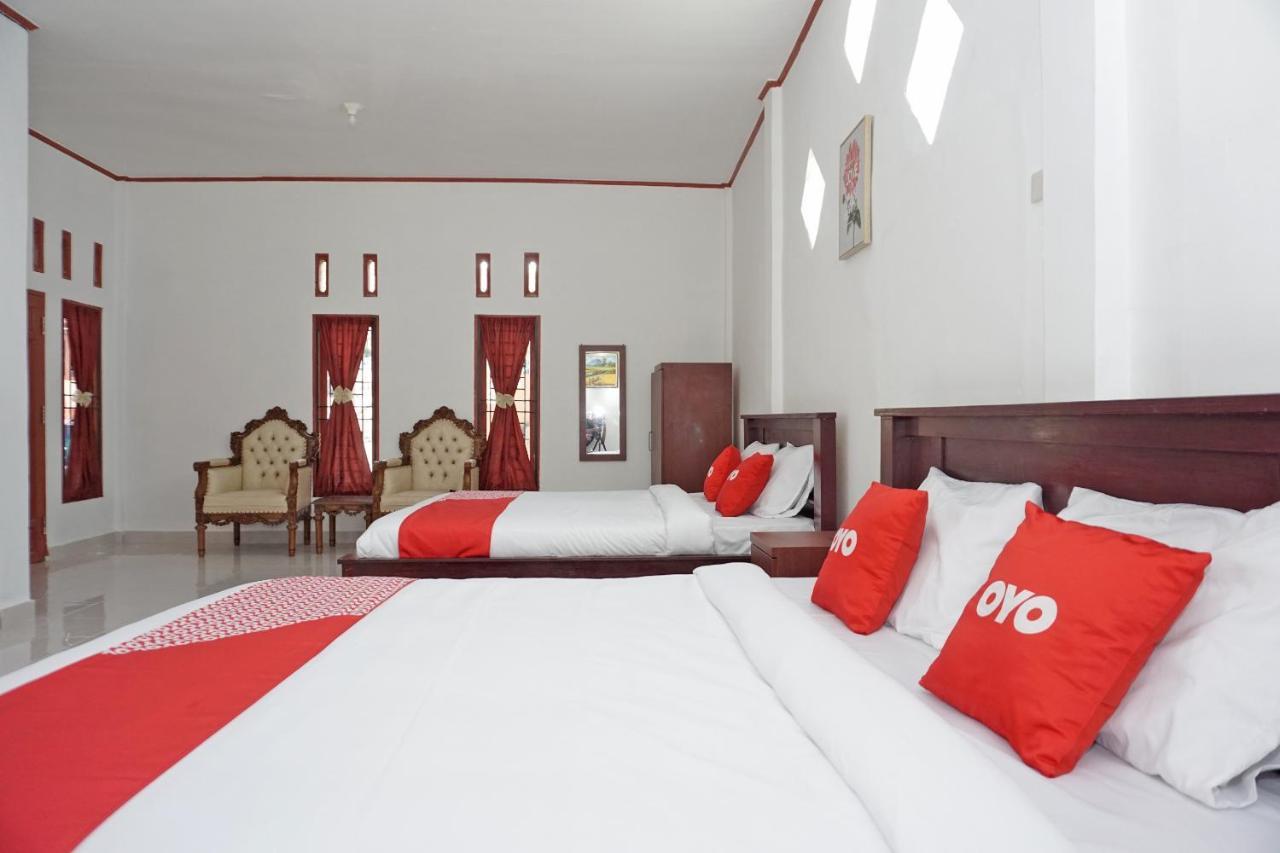 Oyo 2635 Ramos Inn Sinapuran Extérieur photo
