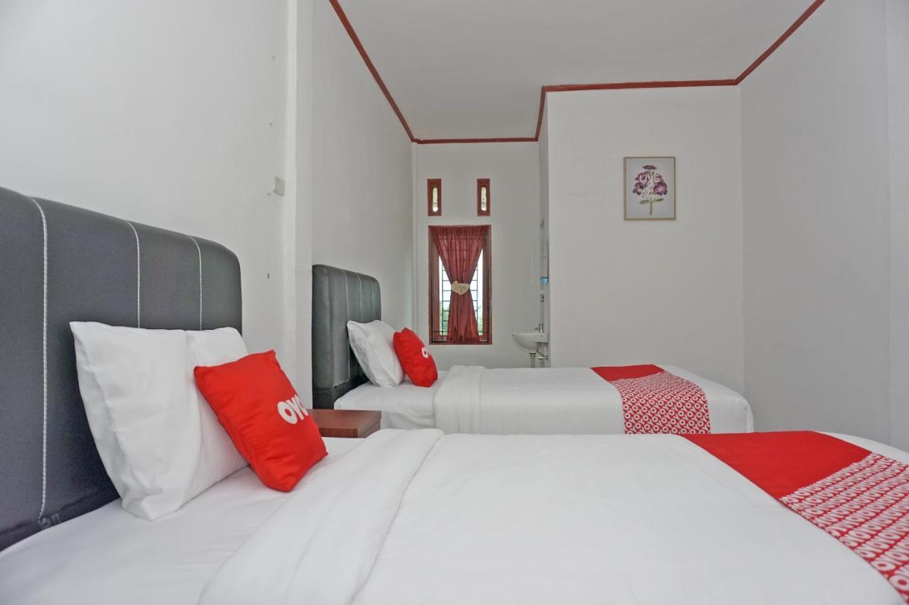 Oyo 2635 Ramos Inn Sinapuran Extérieur photo